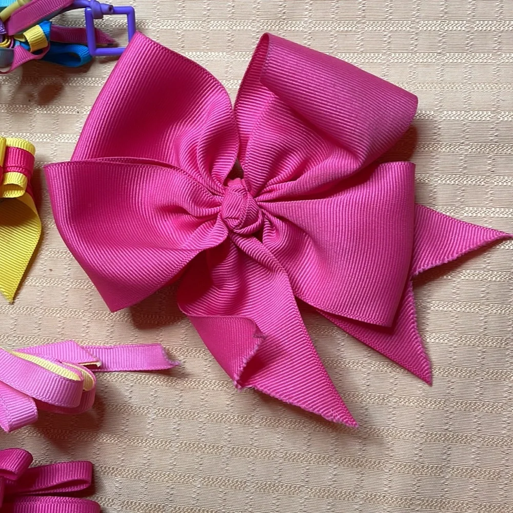 Seven Hair bows